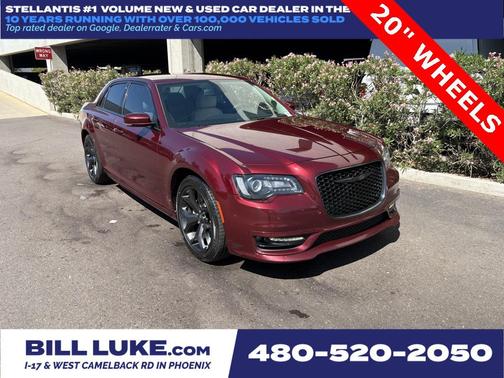 2022 Chrysler 300 Touring