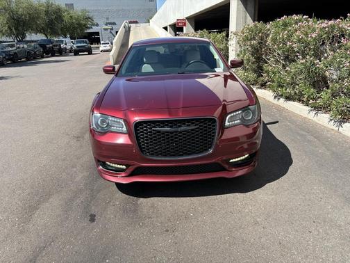 2022 Chrysler 300 Touring
