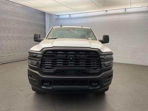 Bright White Clearcoat 2026 RAM 2500 Tradesman Regular Cab 4x4 8' Box