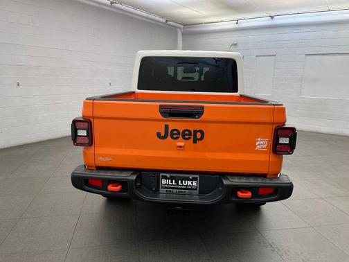 Joose 2026 Jeep Gladiator Mojave 4x4