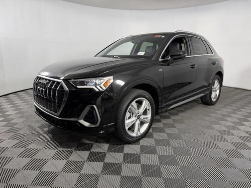 2023 Audi Q3 Premium 45 TFSI S line quattro Tiptronic