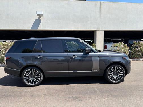 Carpathian Grey Premium Metallic 2021 Land Rover Range Rover P525 Westminster