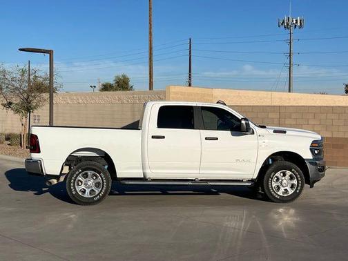 2025 RAM 2500 Lone Star Crew Cab 4x4 6'4' Box