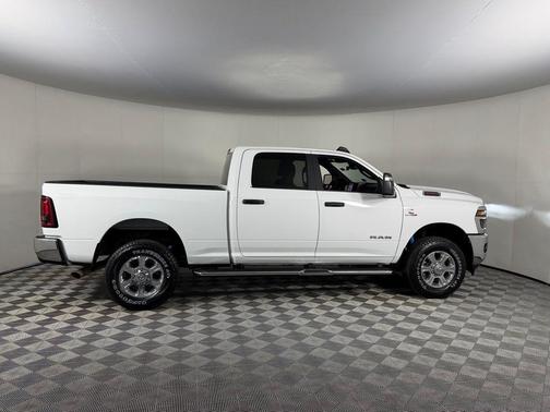 2025 RAM 2500 Lone Star Crew Cab 4x4 6'4' Box