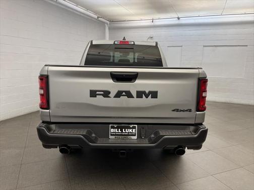 2025 RAM 1500 Warlock Crew Cab 4x4 5'7' Box