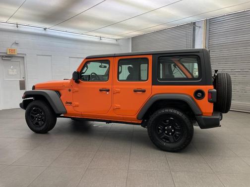 2025 Jeep Wrangler Sport