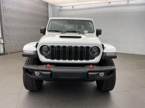 2025 Jeep Gladiator Mojave X