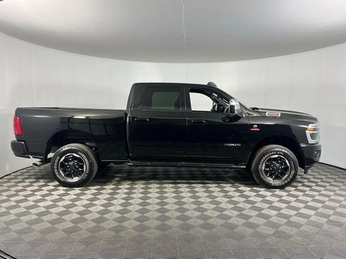 2025 RAM 2500 Laramie Crew Cab 4x4 6'4' Box