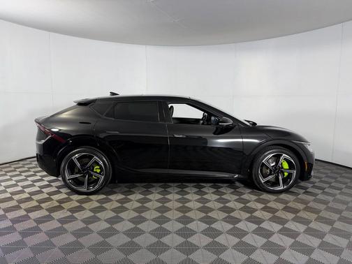 Aurora Black Pearl 2023 Kia EV6 GT