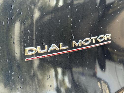 2025 Tesla Model Y Performance Dual Motor All-Wheel Drive