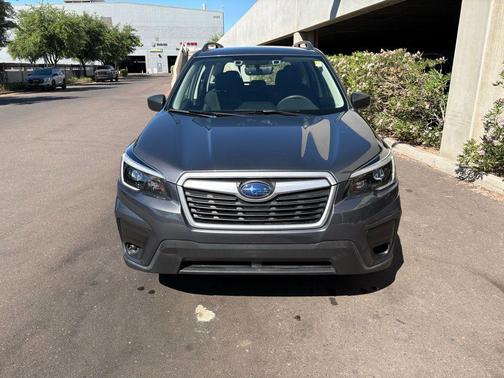 Magnetite Gray Metallic 2021 Subaru Forester Base