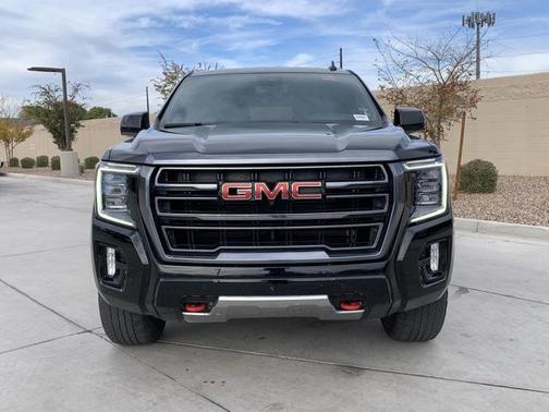 Onyx Black 2023 GMC Yukon 4WD AT4