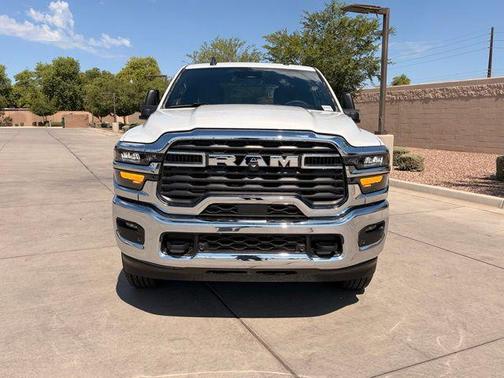 Bright White Clearcoat 2025 RAM 2500 Big Horn Crew Cab 4x4 6'4' Box