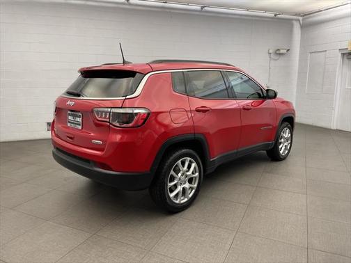 2023 Jeep Compass Latitude Lux