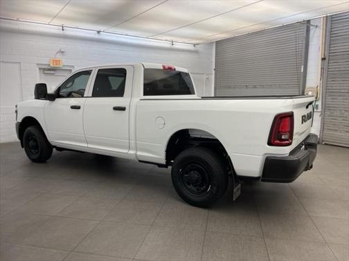 2025 RAM 2500 Tradesman Crew Cab 4x4 8' Box