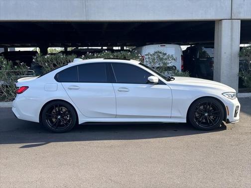 2020 BMW 330 330i