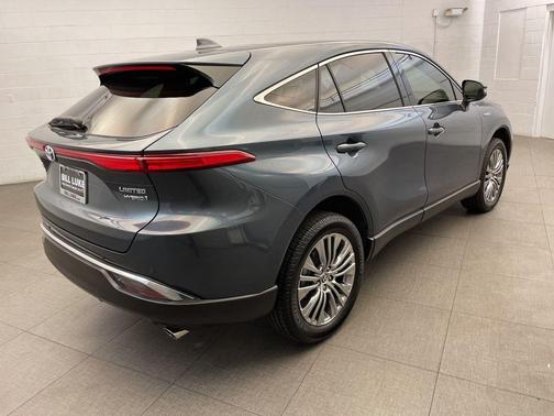 Coastal Gray Metallic 2021 Toyota Venza Limited