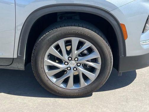 2025 Buick Enclave Preferred FWD