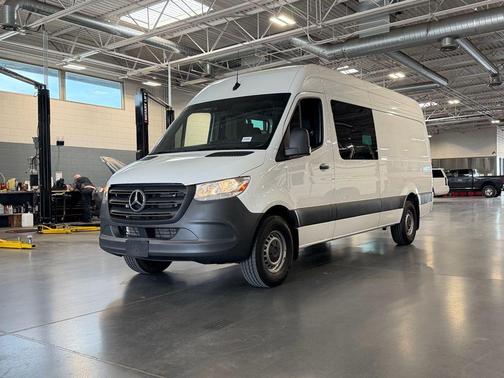 2024 Mercedes-Benz Sprinter 2500 Crew 170 WB