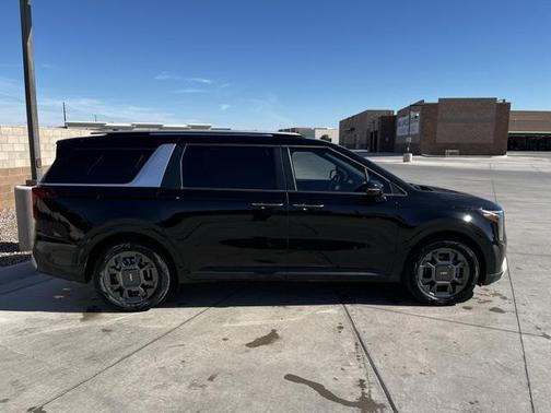 2025 Kia Carnival Hybrid EX
