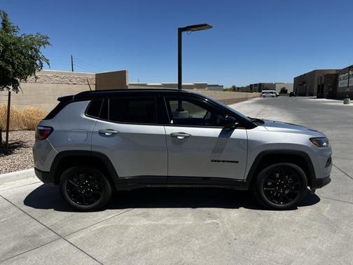 2023 Jeep Compass Latitude
