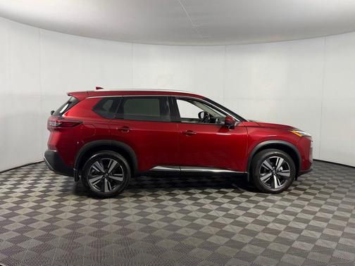 Scarlet 2023 Nissan Rogue SL