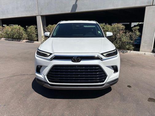 Wind Chill Pearl 2025 Toyota Grand Highlander Limited