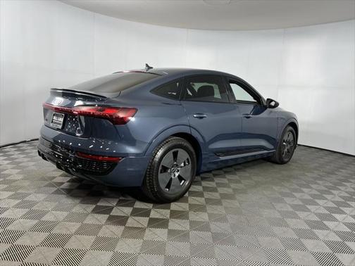 2024 Audi Q8 e-tron Premium