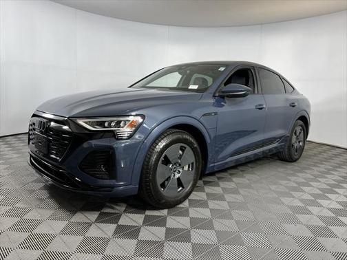 2024 Audi Q8 e-tron Premium