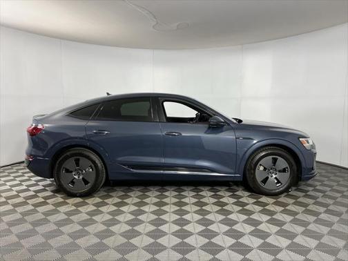 2024 Audi Q8 e-tron Premium