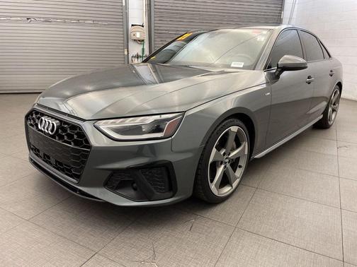 Daytona Gray Pearl Effect 2021 Audi A4 45 S line Premium Plus