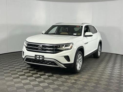2022 Volkswagen Atlas Cross Sport 2.0T SE w/Technology