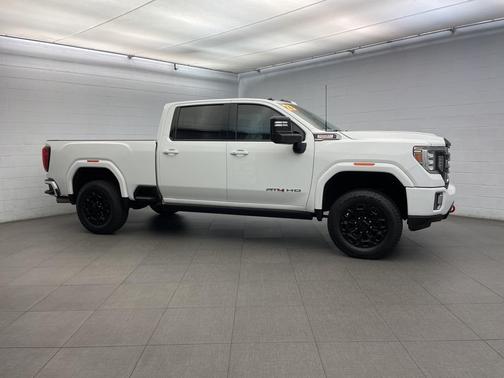 2023 GMC Sierra 2500 AT4