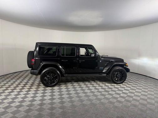 Black Clearcoat 2025 Jeep Wrangler 4xe Sahara
