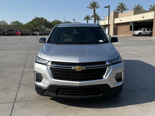 2022 Chevrolet Traverse LS