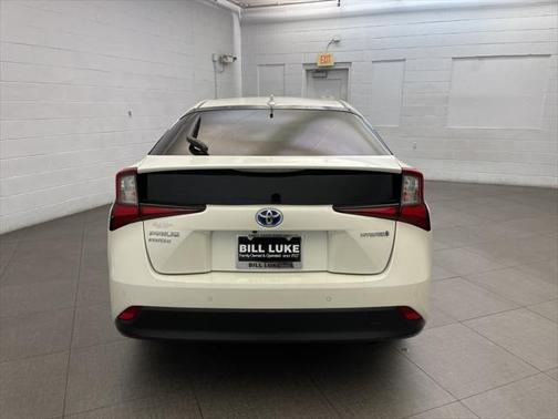 2019 Toyota Prius LE