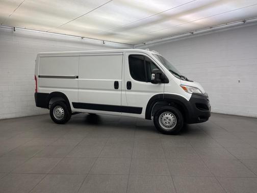 2026 RAM ProMaster 2500 Tradesman