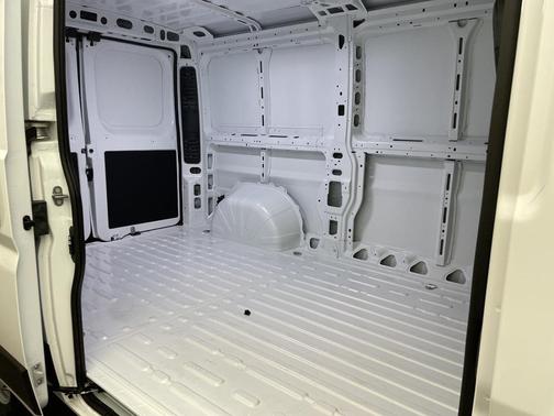 2026 RAM ProMaster 2500 Tradesman
