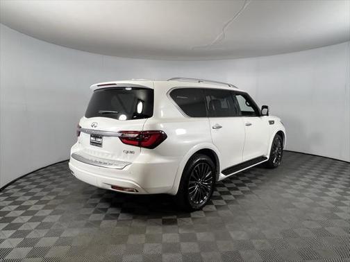 2024 INFINITI QX80 SENSORY AWD
