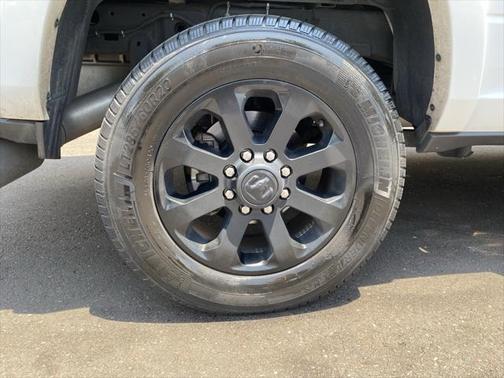 2020 RAM 2500 Laramie Crew Cab 4X4 6'4' Box