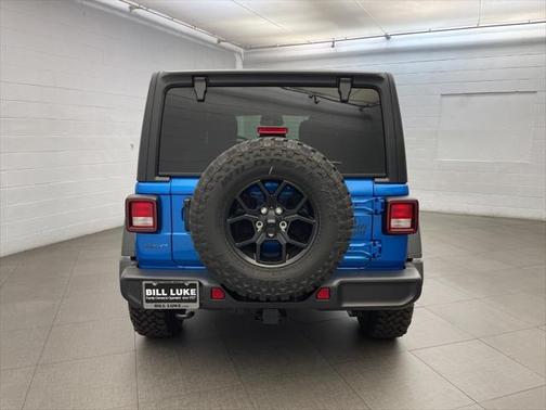 2025 Jeep Wrangler 4xe Willys