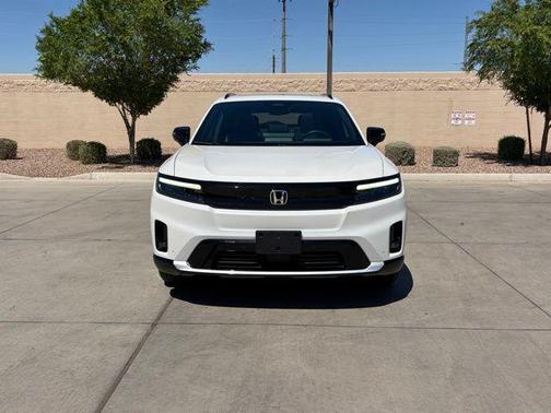 Snowfall Pearl 2024 Honda Prologue Touring