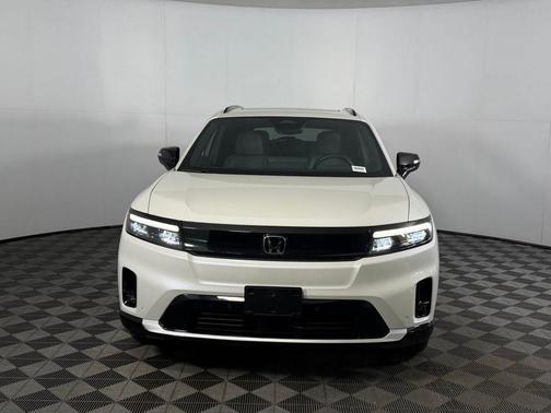 Snowfall Pearl 2024 Honda Prologue Touring