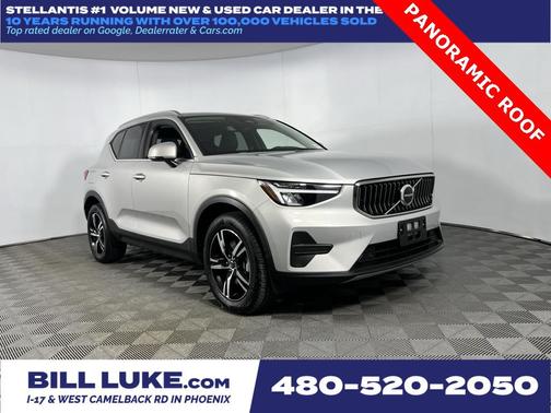 2025 Volvo XC40 B5 Core Bright Theme
