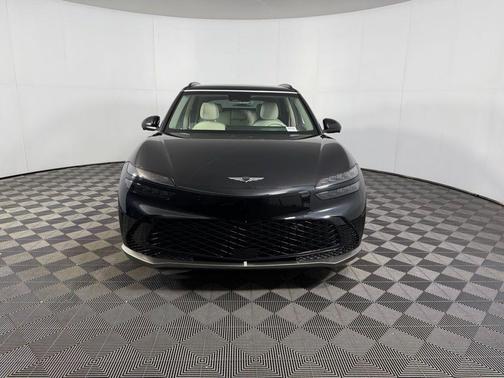 2025 Genesis GV60 Advanced AWD