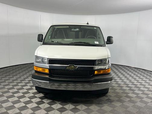 2024 Chevrolet Express 2500 RWD 2500 Regular Wheelbase WT