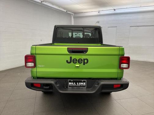 2025 Jeep Gladiator Sport