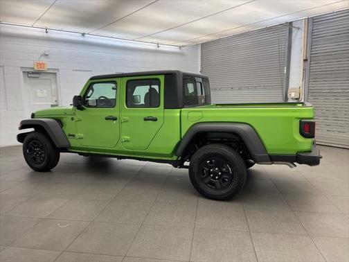 2025 Jeep Gladiator Sport
