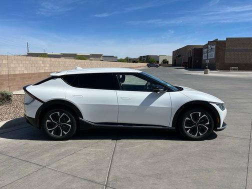 2023 Kia EV6 Wind