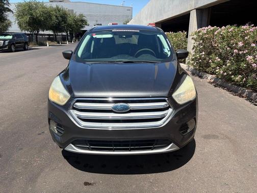 Magnetic 2017 Ford Escape SE